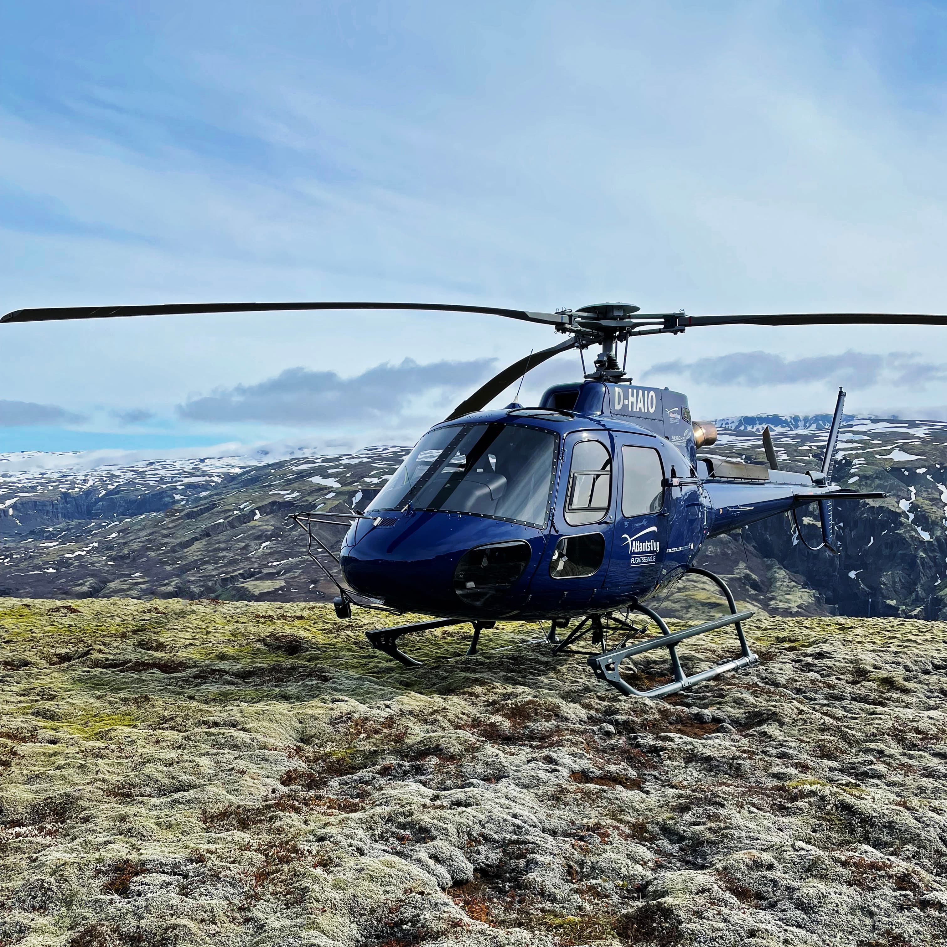 Glacier Edge with a landing - Helicopter Tour from Skaftafell